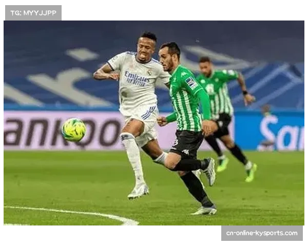 通德拉三中卫体系压缩空间 应对布拉加边路渗透策略